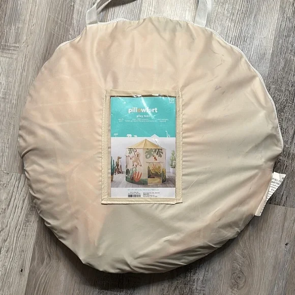 Cream Play Tent - Picture 1 of 3